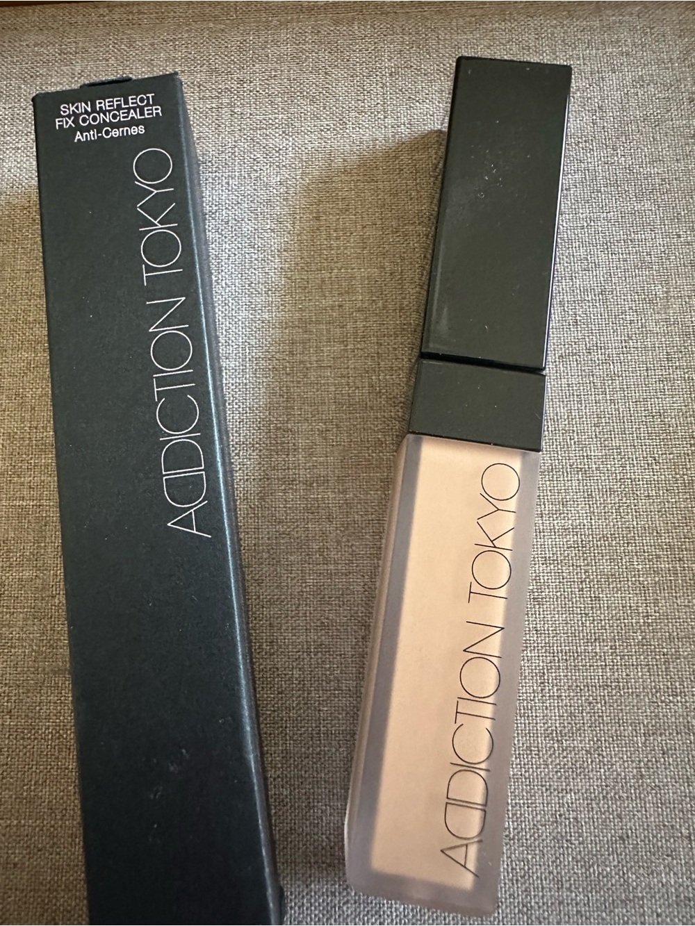Addiction Tokyo Skin Reflect Fix Concealer in Medium